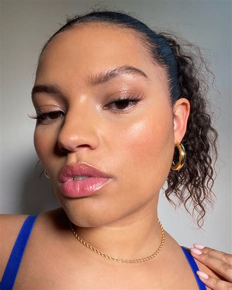 heyheyfoster|Hayley Foster (@xhayleyfoster) • Instagram photos and videos.